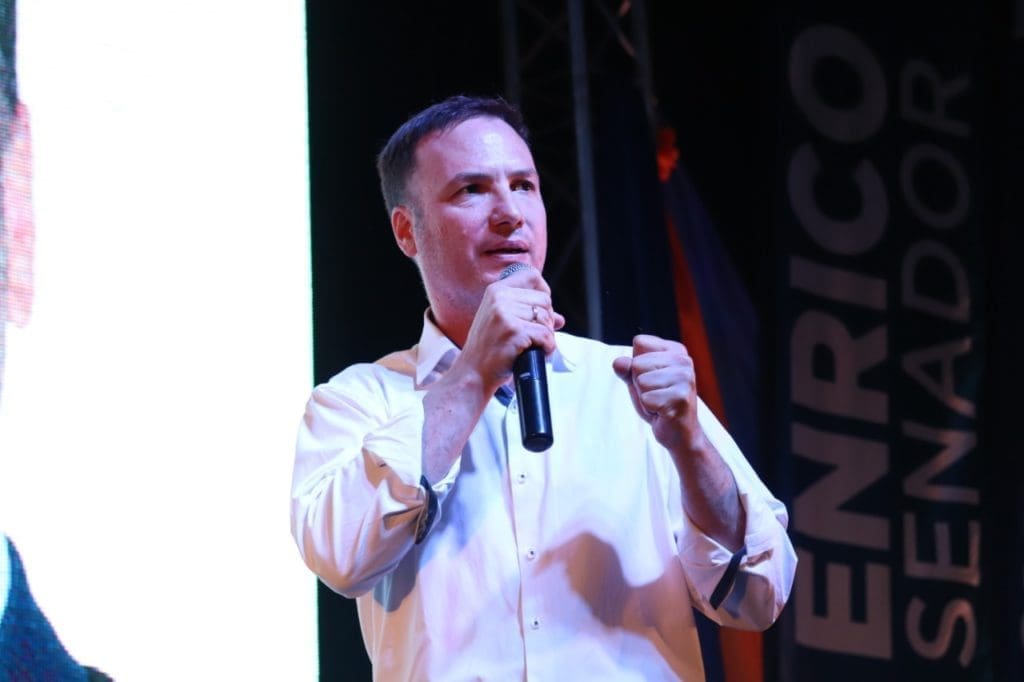 Venado Tuerto: El Frente Progresista cerró la campaña a estadio lleno Venado Tuerto: El Frente Progresista cerró la campaña a estadio lleno