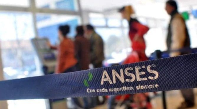 Anses pagará el 82% móvil a un millón de jubilados que cobran la mínima