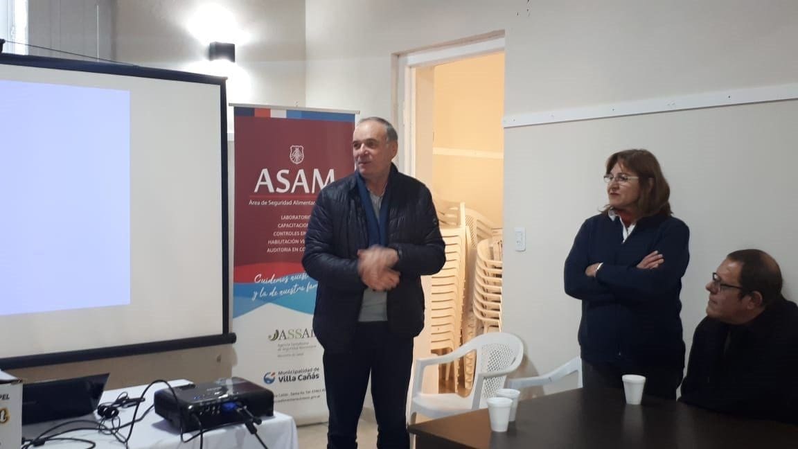 Villa Cañás: Encuentro con representantes Seguridad Alimentaria Santafesina