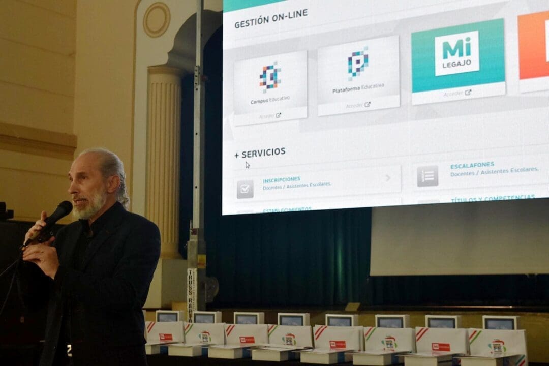 La Provincia presentó en Venado Tuerto la Libreta Digital La Provincia presentó en Venado Tuerto la Libreta Digital