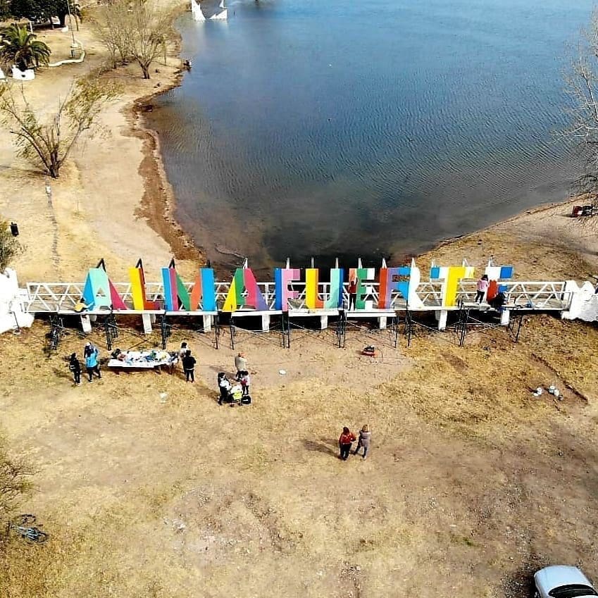 El artista plástico Mario Lange está en Villa Cañás El artista plástico Mario Lange está en Villa Cañás
