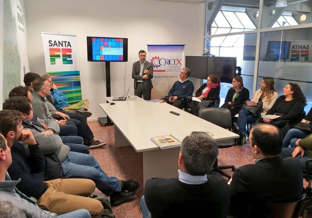Villa Cañás: Apoyo a las PyMES