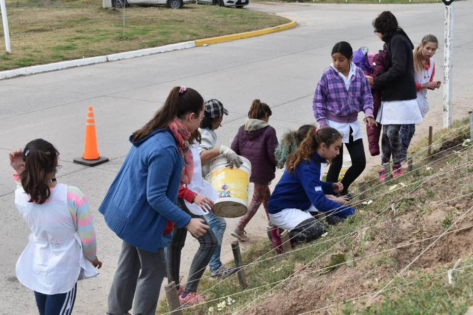 Melincué urbaniza las defensas para que queden incorporadas al patrimonio Melincué urbaniza las defensas para que queden incorporadas al patrimonio