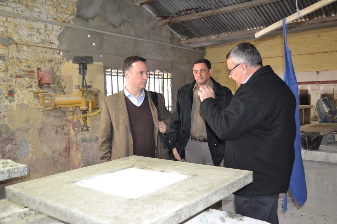 Enrico propone ley para que los presos trabajen en las cárceles