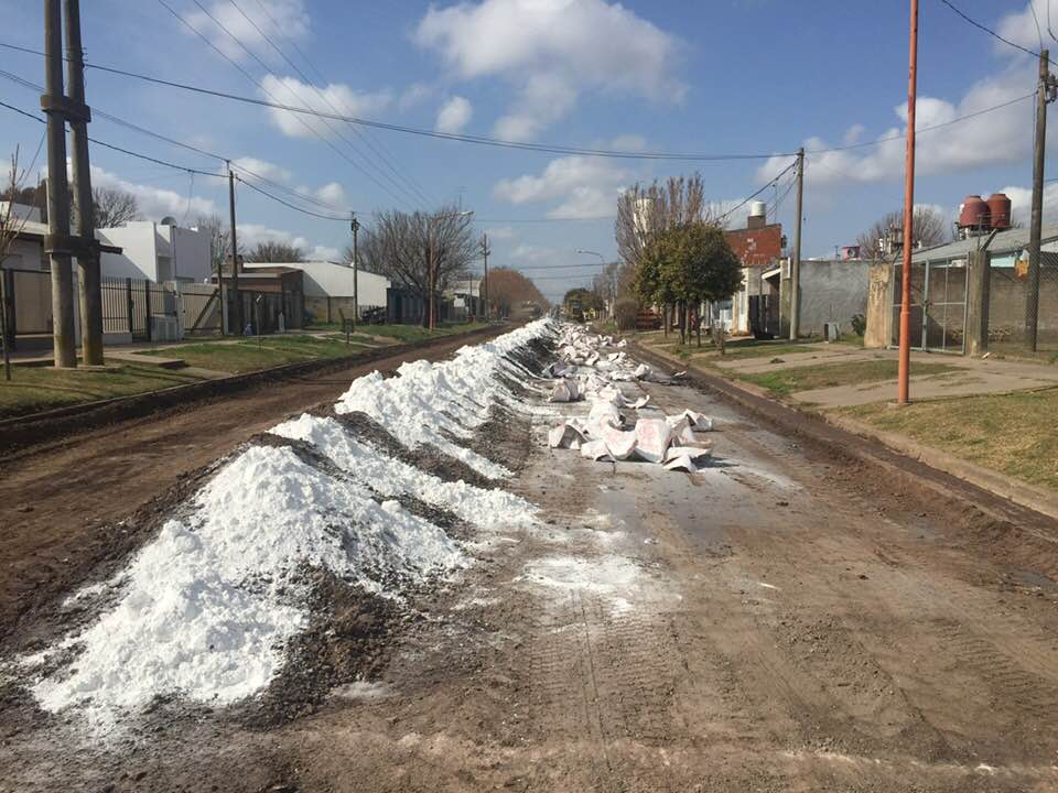 Murphy avanza en el bacheo y asfaltado de varias calles Murphy avanza en el bacheo y asfaltado de varias calles