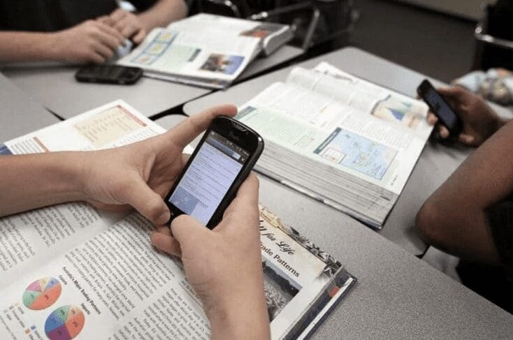 Becas Progresar: Ya se pueden tramitar los $ 300 de abono gratis para el celular