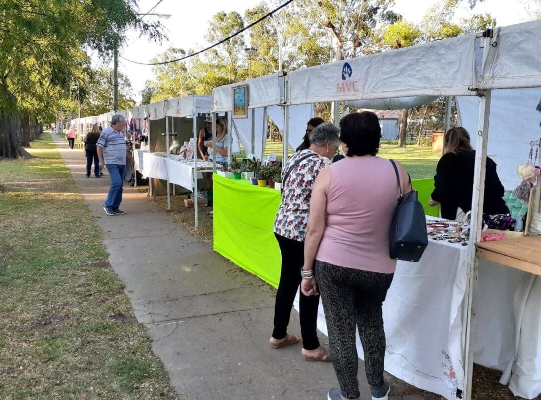 Villa Cañás: Se realizó la última feria itinerante del año