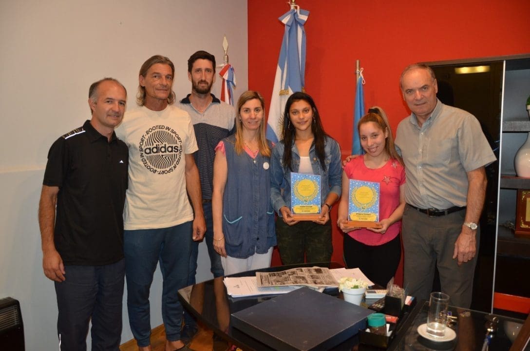 Villa Cañás: Reconocimiento a atletas cañaseños