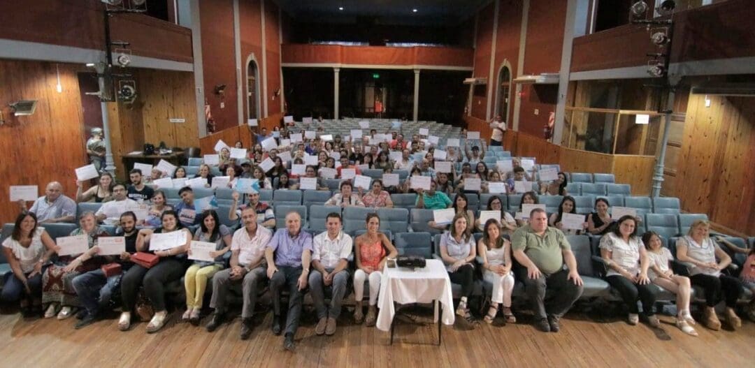 Villa Cañás: Se entregaron los certificados de cursos y capacitaciones 2019