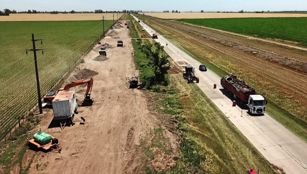 El senador Enrico realizó gestiones y solicitudes por las obras públicas de la región Obra 94 Repavimentado
