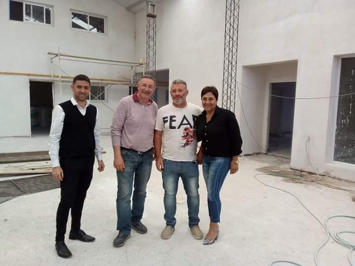 Wheelwright: Avanza la reconstrucción de la escuela secundaria