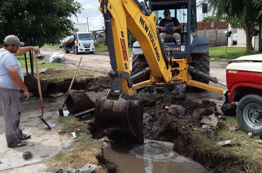 Venado Tuerto: Limpieza de canales y cunetas que optimizaron los drenajes de la ciudad