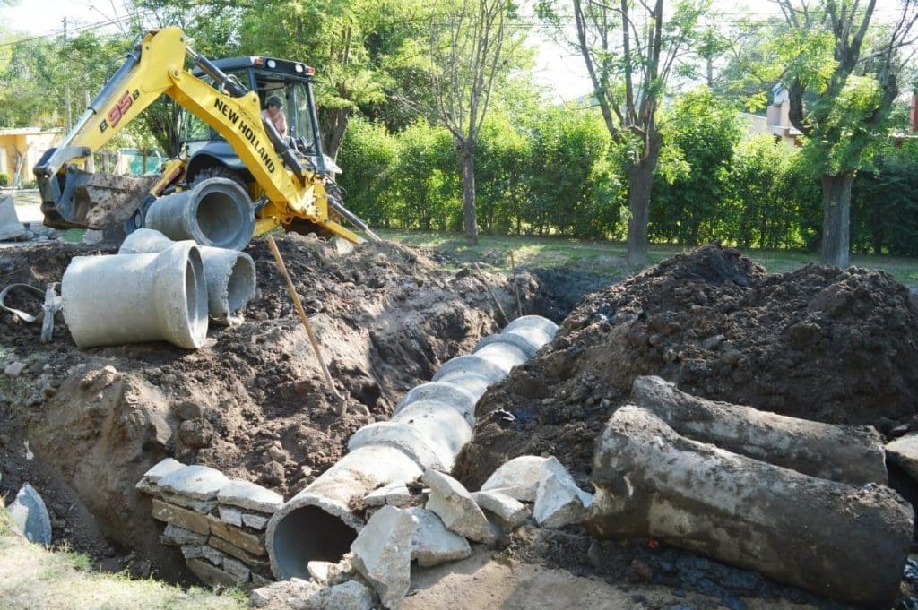 Venado Tuerto: Limpieza de canales y cunetas que optimizaron los drenajes de la ciudad LIMPIEZA (2)