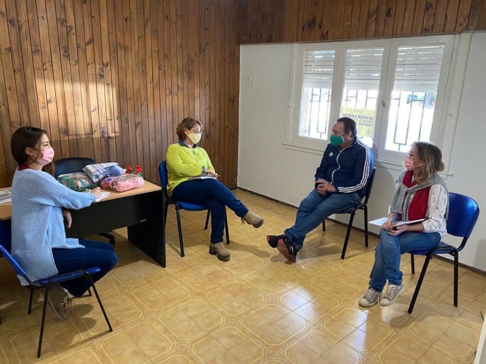 Bellatti impulsa capacitación para cuidadores de adultos mayores