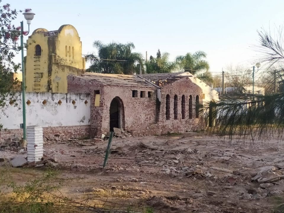 Rufino: El senador Enrico solicita que no se abandone la obra del parque municipal
