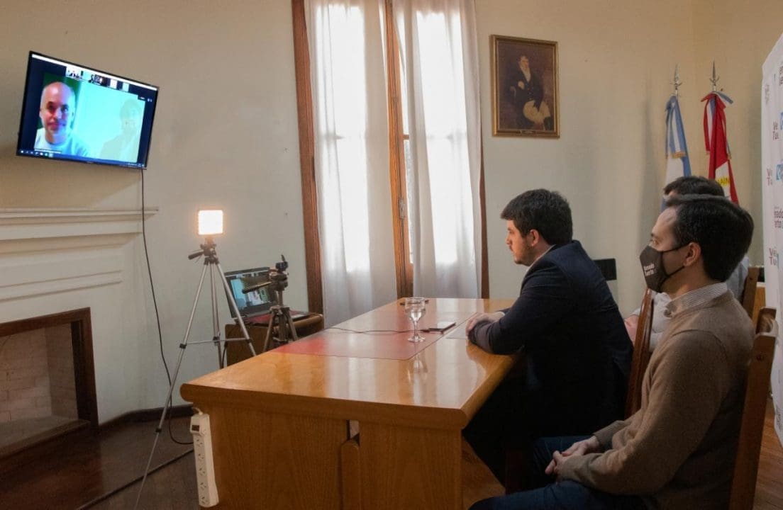 Venado Tuerto: Chiarella y Rodríguez Larreta pusieron en marcha el programa "Terminá la secundaria"