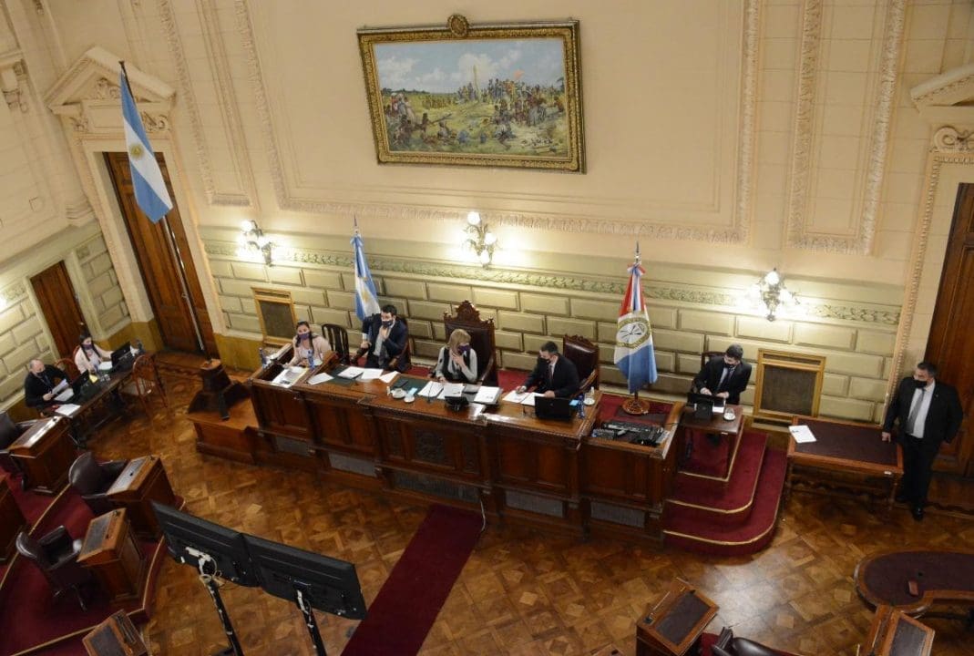 El senador Enrico continúa impulsando nuevos proyectos de Ley en la provincia