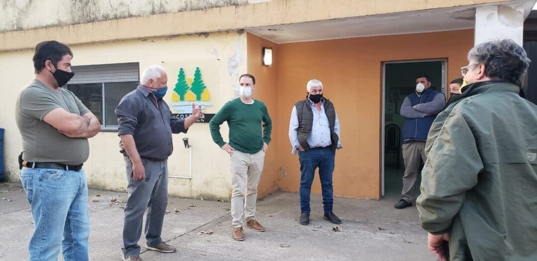 Carreras: El senador Enrico cerca del trabajo que realizan las instituciones