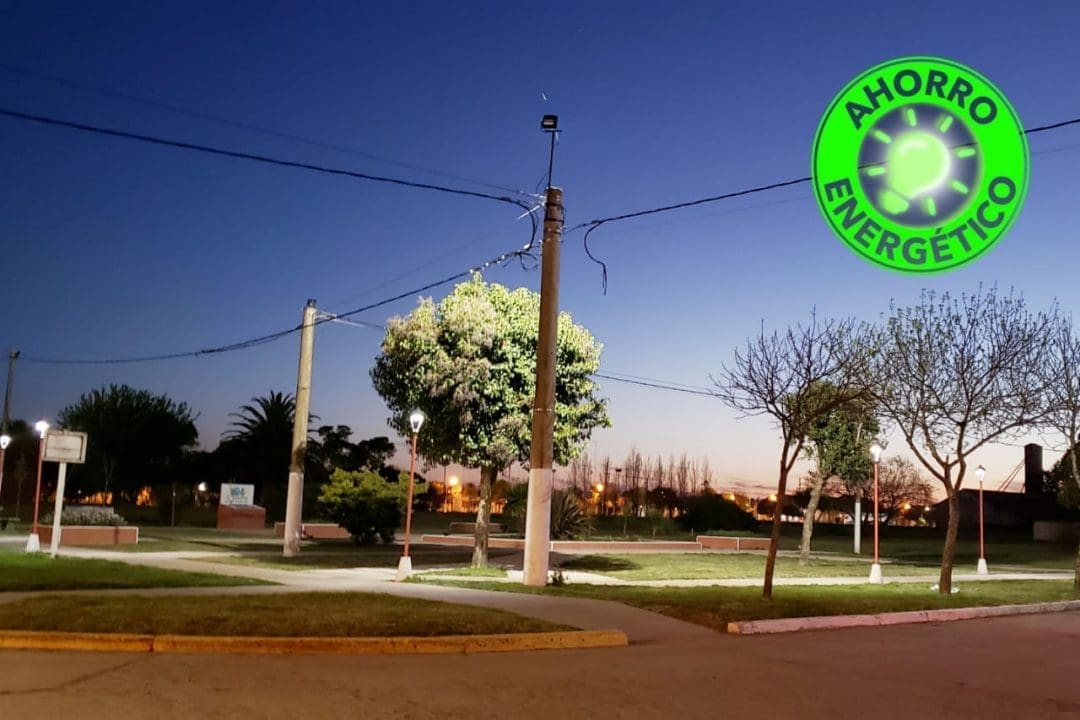 Carmen: Comenzó el recambio a iluminación LED en el Parque "Gisela Giaroli"