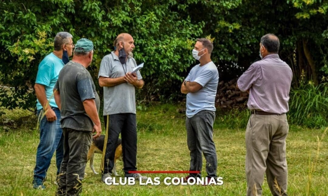 Chapuy: El senador Enrico acompaña el trabajo de los clubes "Las Colonias" y "Deportivo Chapuy"