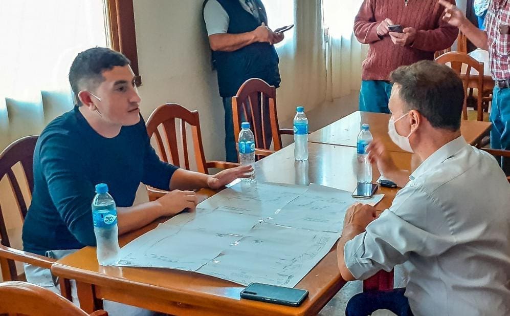 San Gregorio: El senador Enrico estuvo presente en el Club Ancalú y del Puerto