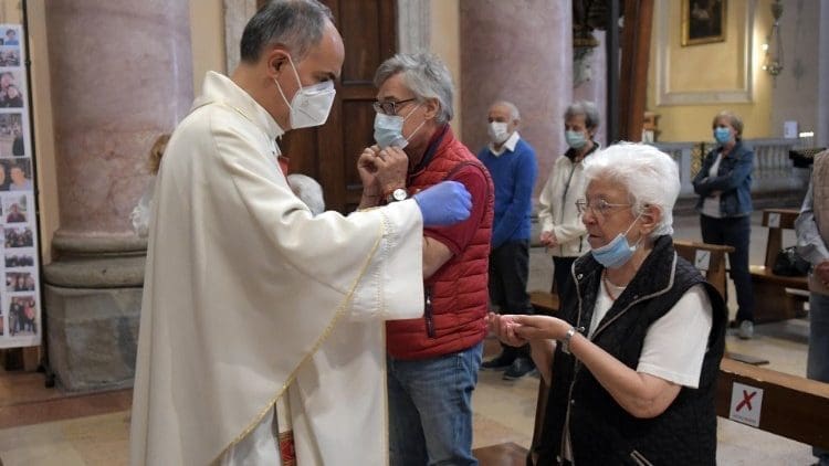 La provincia autorizó la realización de actividades religiosas con la implementación de protocolos específicos