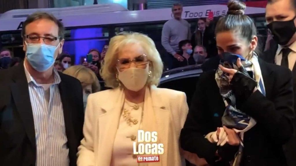 Mirtha Legrand se mostró en público en una salida al teatro Astral después de un año y medio Mirtha Legrand se mostró en público en una salida al teatro Astral después de un año y medio