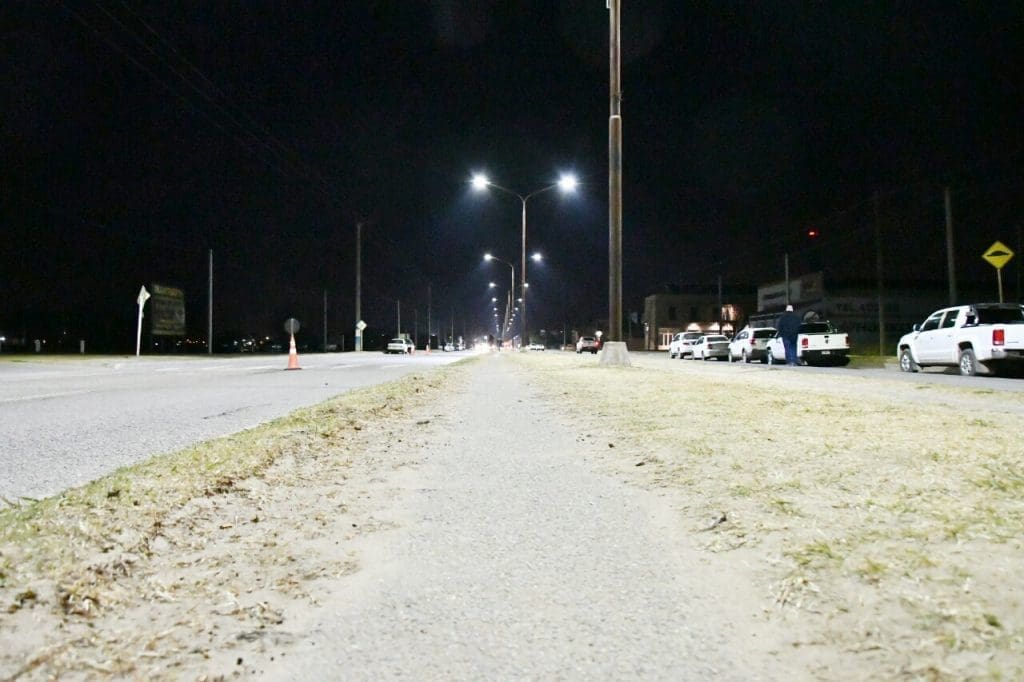 Venado Tuerto: Chiarella y la Cooperativa Eléctrica inauguraron la nueva iluminación LED de Avenida Santa Fe Venado Tuerto: Chiarella y la Cooperativa Eléctrica inauguraron la nueva iluminación LED de Avenida Santa Fe