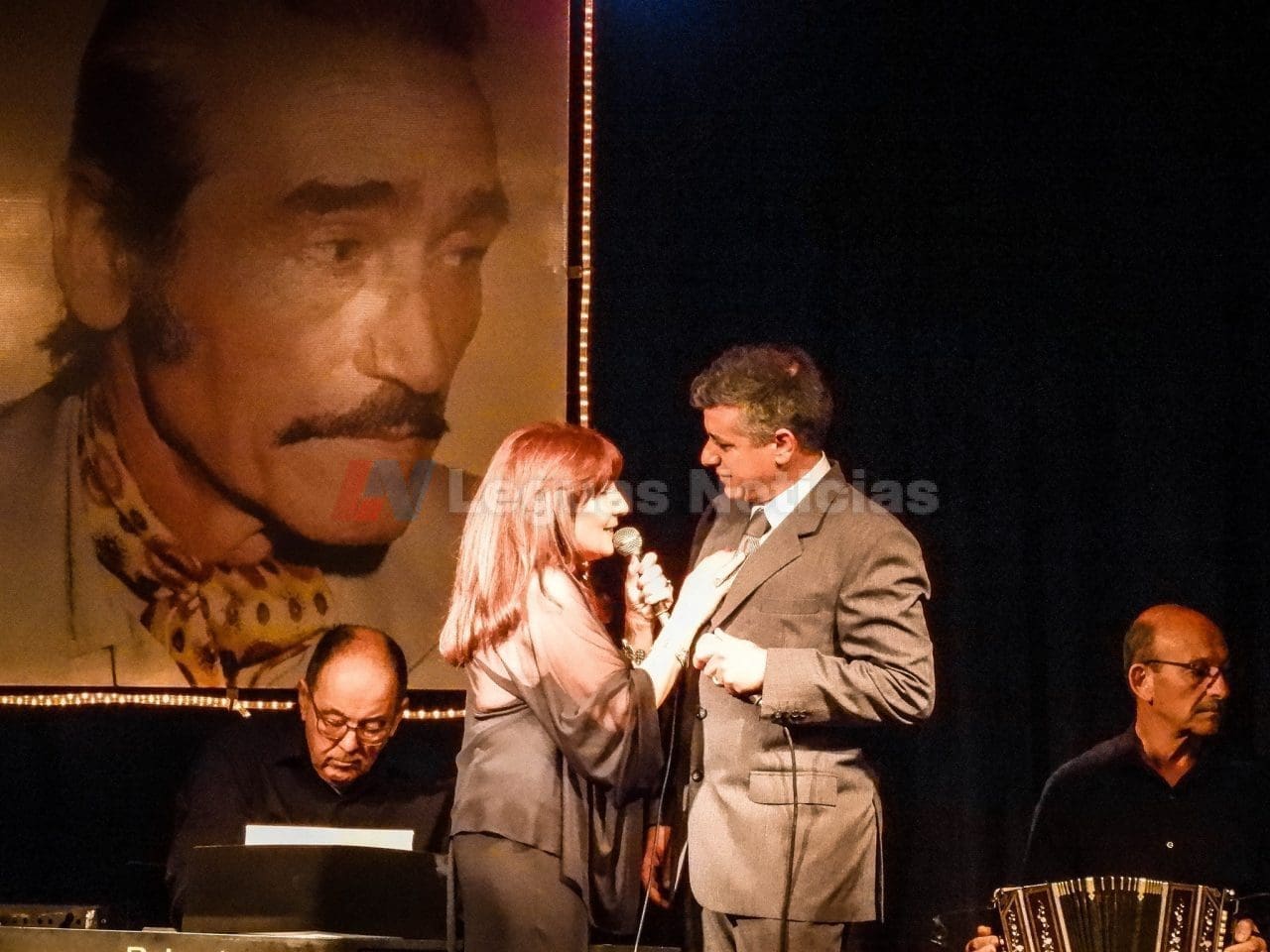 Teodelina volvió a brillar con su Festival de Tango en homenaje a Julio Gutiérrez Martín Teodelina volvió a brillar con su Festival de Tango en homenaje a Julio Gutiérrez Martín