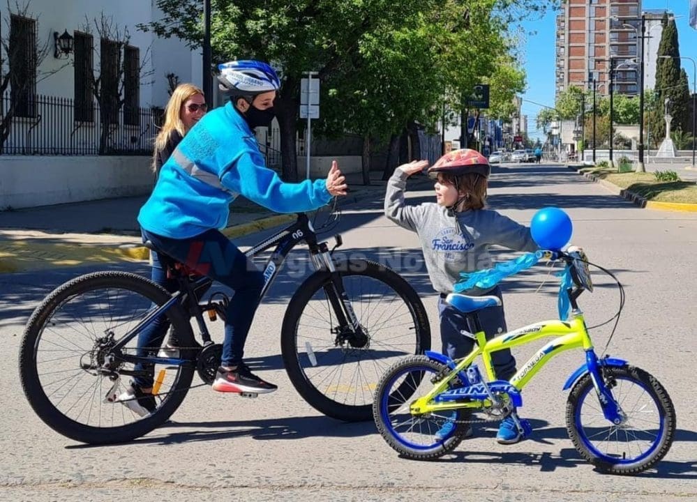 Venado Tuerto tuvo su primera experiencia de calle recreativa con el lanzamiento de "Con-Vivamos"