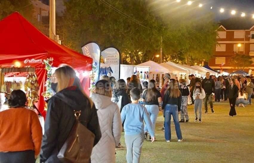 Venado Tuerto: Los vecinos disfrutaron de un picnic con espectáculos en el Prado de María