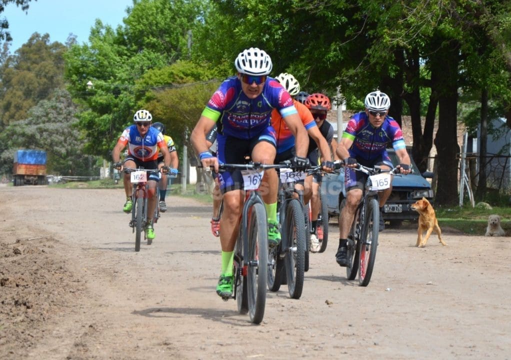 Villa Cañás: Exitosa competencia de Rural Bike