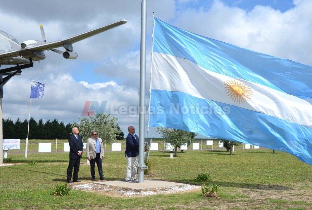 Villa Cañás: Para Gizzi es un lujo y un orgullo que la ciudad tenga un Aeroclub de estas características