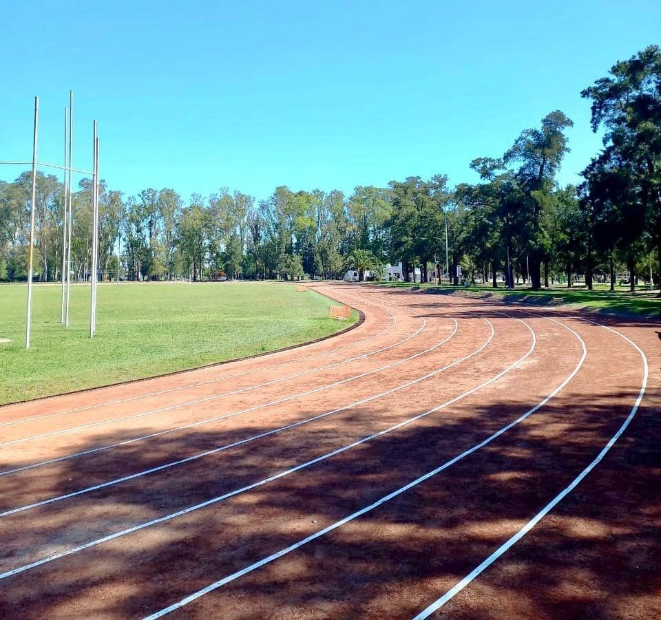 Parque Municipal de Rufino: Pista de Atletismo terminada y cada vez más cerca de la inauguración
