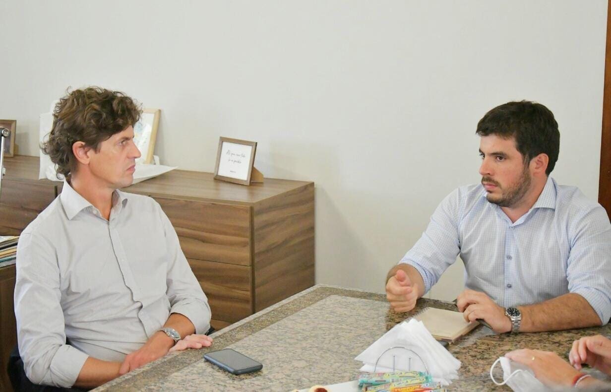Venado Tuerto: Lousteau y Chiarella juntos por cumplir con una agenda de trabajo en la ciudad Venado Tuerto: Lousteau y Chiarella juntos por cumplir con una agenda de trabajo en la ciudad