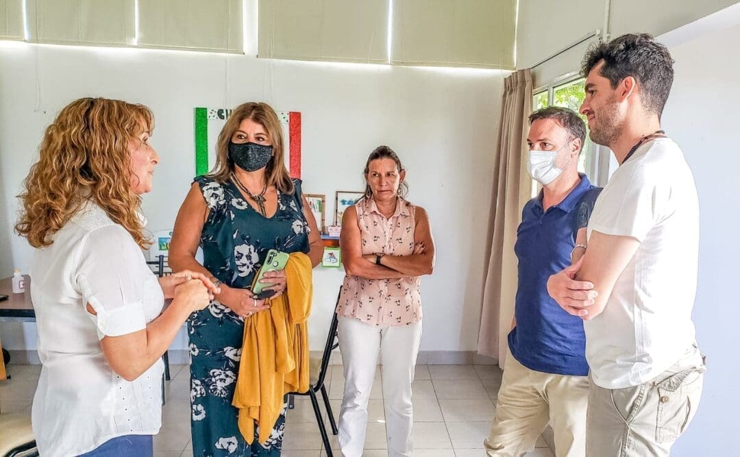 El senador Lisandro Enrico visitó Rufino y reafirmó su compromiso con las instituciones de la ciudad El senador Lisandro Enrico visitó Rufino y reafirmó su compromiso con las instituciones de la ciudad