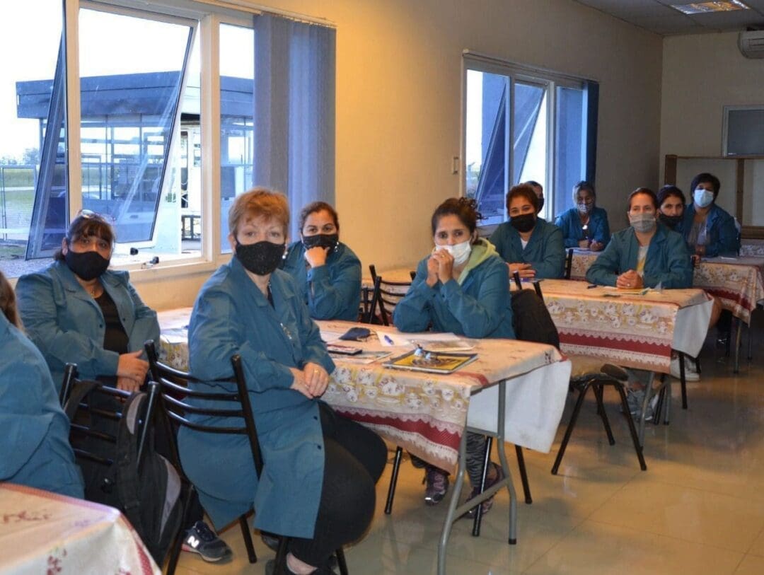 Villa Cañás: Comenzó la capacitación para mujeres en Industrias Marcelini Villa Cañás: Comenzó la capacitación para mujeres en Industrias Marcelini