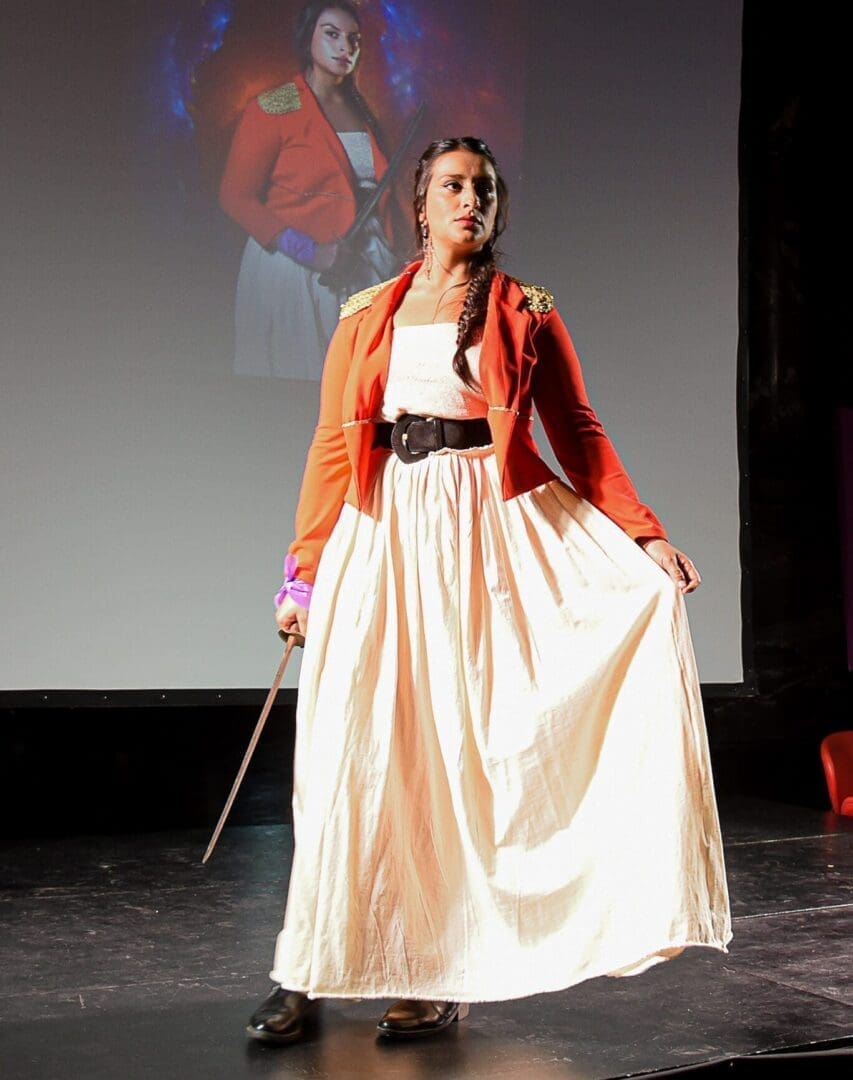 "Insolentes", la puesta en escena de María Teresa recorre con gran éxito los escenarios de la región
