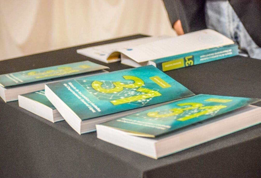 El senador Enrico comenzó a recorrer el departamento para presentar su libro "31" El senador Enrico comenzó a recorrer el departamento para presentar su libro "31"