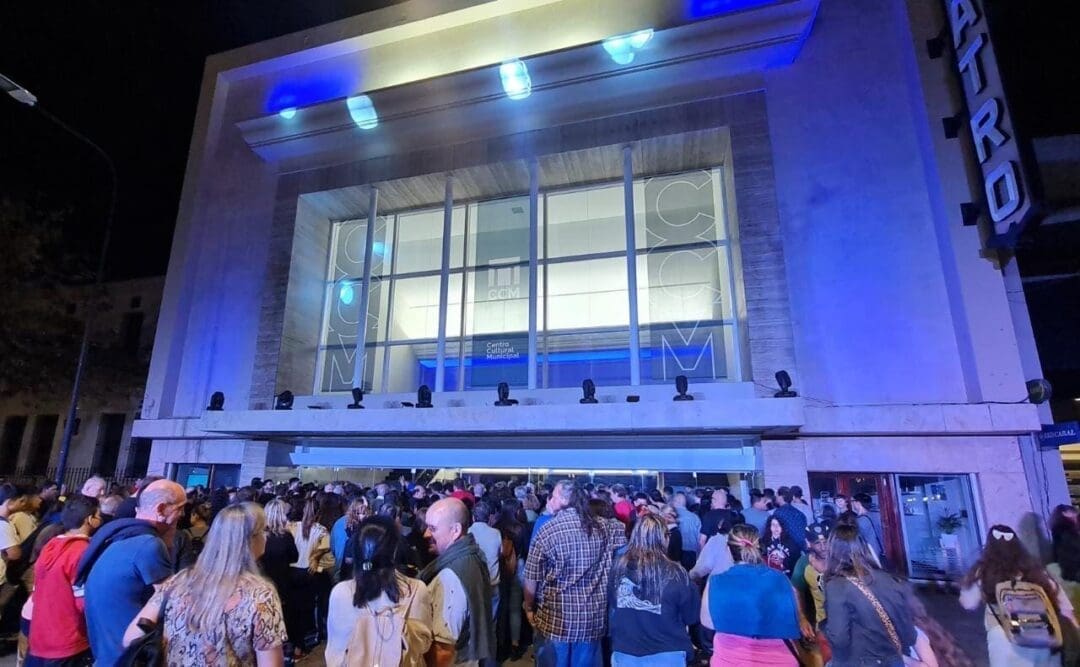 Venado Tuerto: Noche histórica en la ciudad, Chiarella encabezó la reapertura del Centro Cultural Municipal