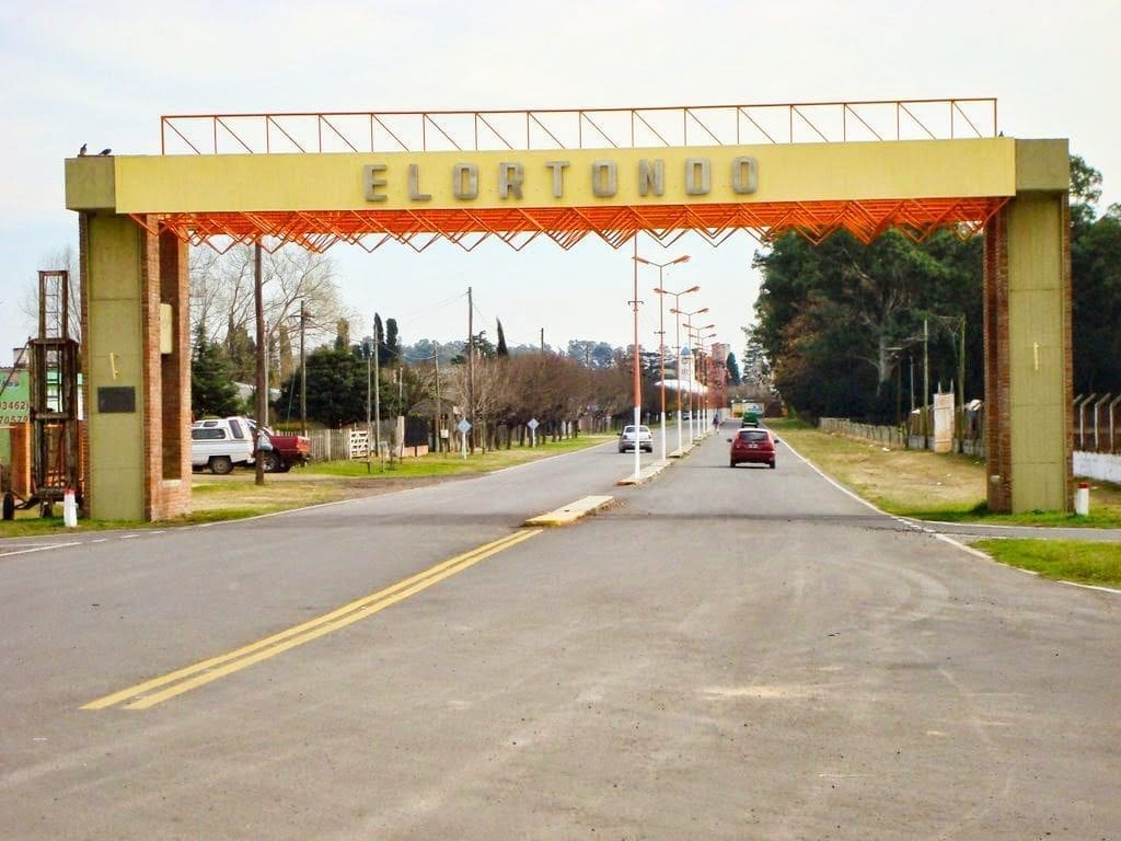 Elortondo: Enrico y la comuna solicitan la ejecución de las segunda etapa de la obra de cloacas