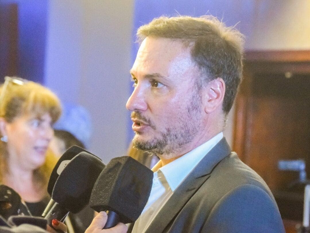 El senador Enrico solicitó a Presidencia de la Nación que se liciten nuevos frentes de obra en la Autopista 33