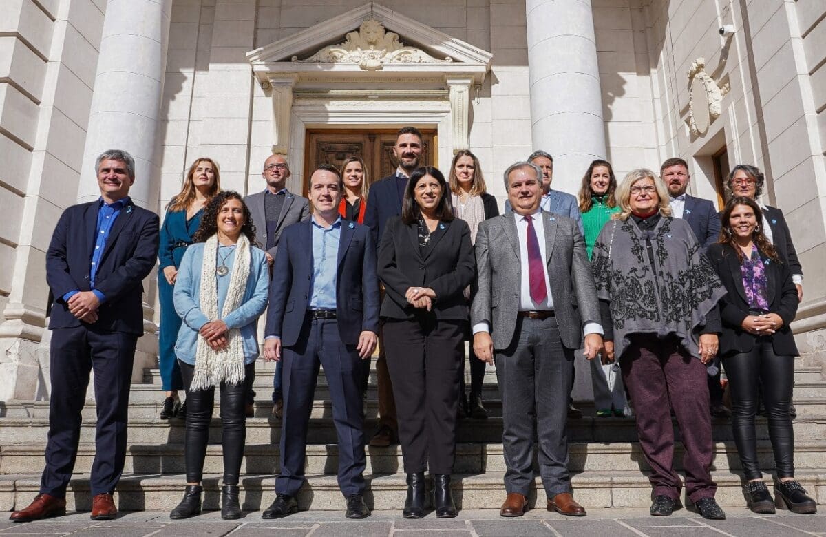 El socialismo presentó su proyecto de reforma constitucional