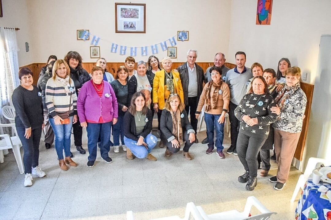 Chapuy: Junto al senador Enrico y la Comuna, el Centro de Jubilados se consolida como asociación Chapuy: Junto al senador Enrico y la Comuna, el Centro de Jubilados se consolida como asociación