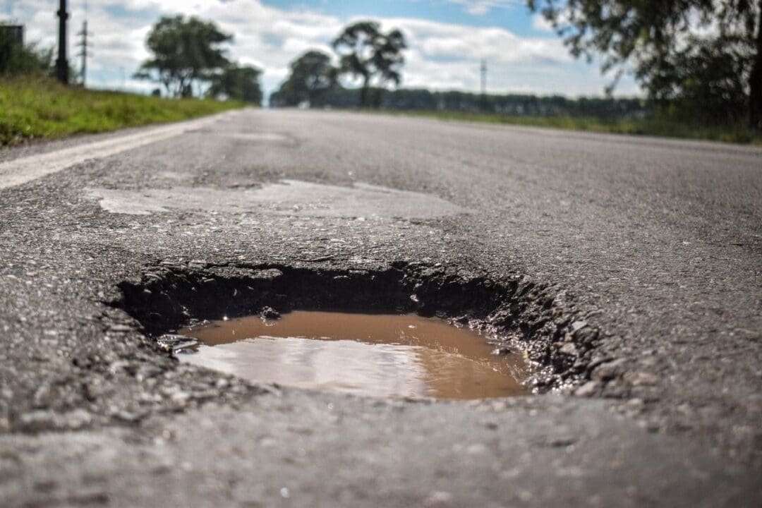 Ruta 8 y Ruta 14 a María Teresa: Nuevo pedido de obra del senador Enrico