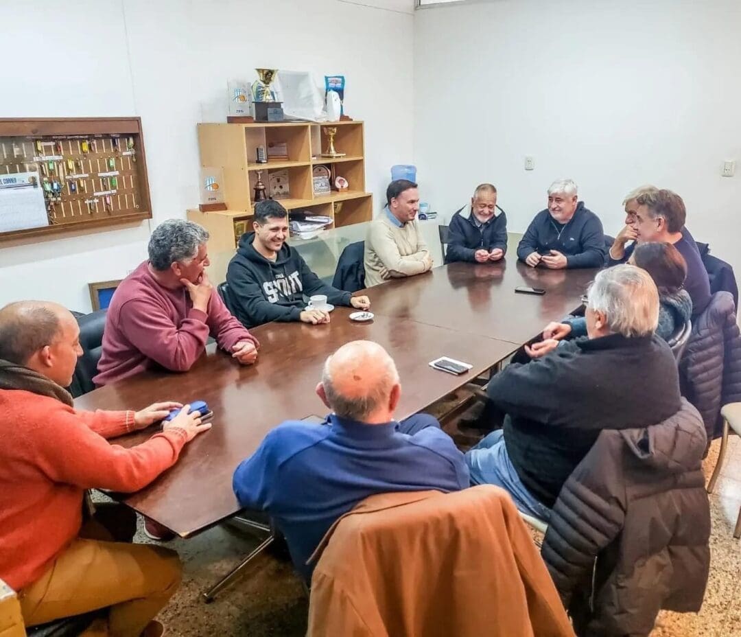 Amplia agenda del senador Enrico en Firmat y Cañada del Ucle Amplia agenda del senador Enrico en Firmat y Cañada del Ucle