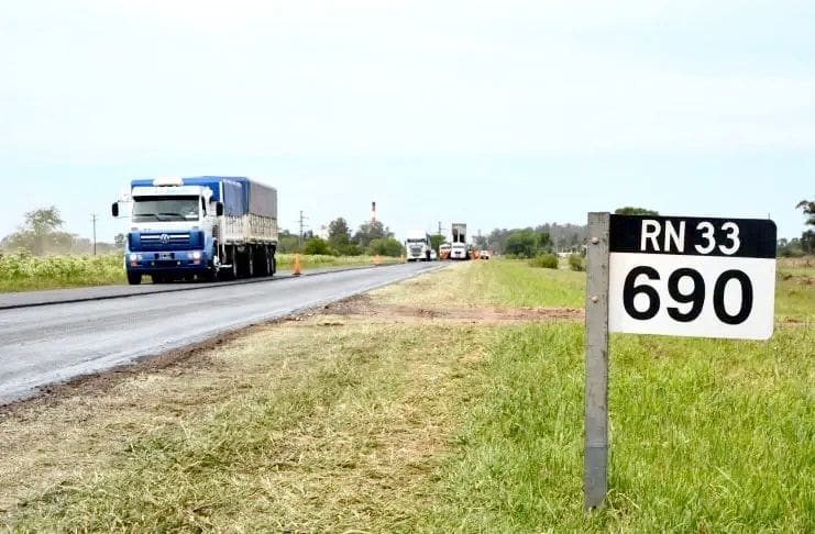 El senador Enrico se presentó nuevamente en Vialidad Nacional por las Rutas 8 y 33
