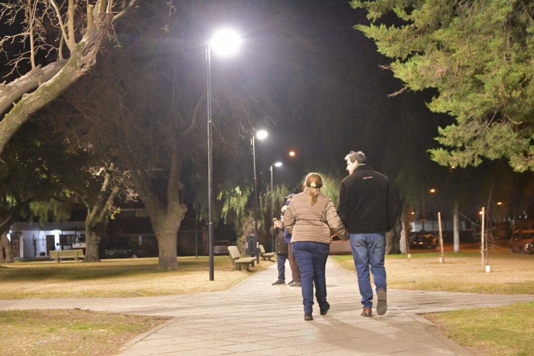 Venado Tuerto: Plaza España renovada con nueva iluminación LED y obras
