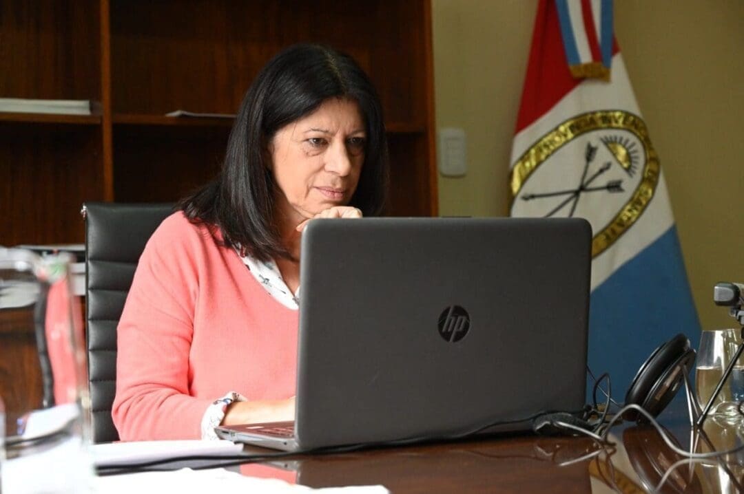Clara García: "A 630 días del aporte para seguridad, la Provincia no dispone de los equipos que prometió"