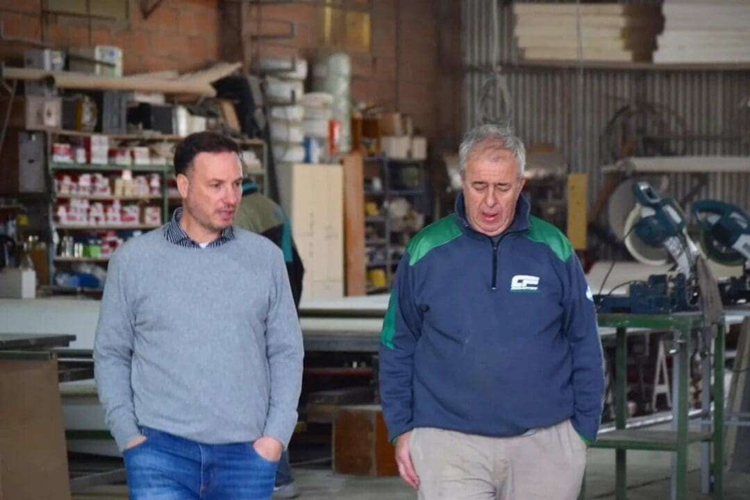 Amplia recorrida del senador Enrico en Elortondo